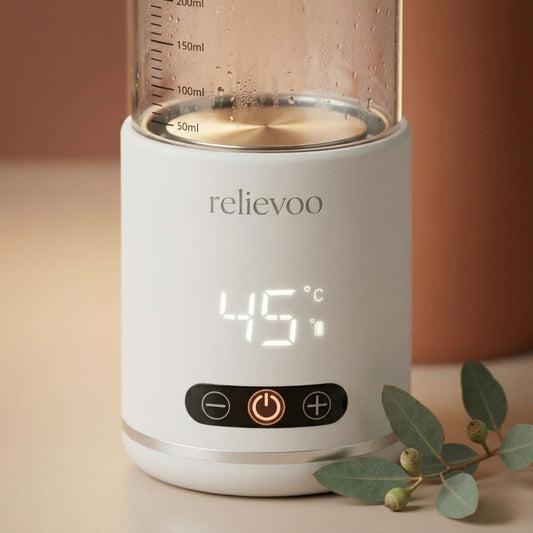 Relievoo Nomad portable bottle warmer LED display close-up